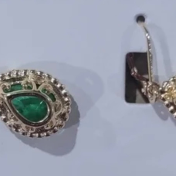 Green & Gold-tone Cubic Zirconia Pear Cut Jade Drop Earrings - Picture 3 of 3